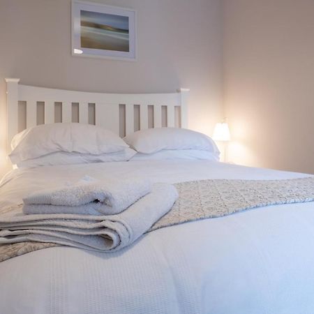 Contemporary One Bedroom Apartment Close To All Amenities In Conservation Area Tain Eksteriør billede