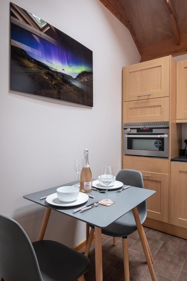 Contemporary One Bedroom Apartment Close To All Amenities In Conservation Area Tain Eksteriør billede