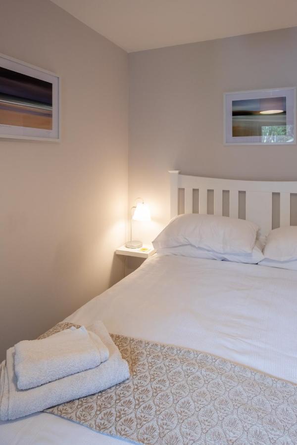 Contemporary One Bedroom Apartment Close To All Amenities In Conservation Area Tain Eksteriør billede